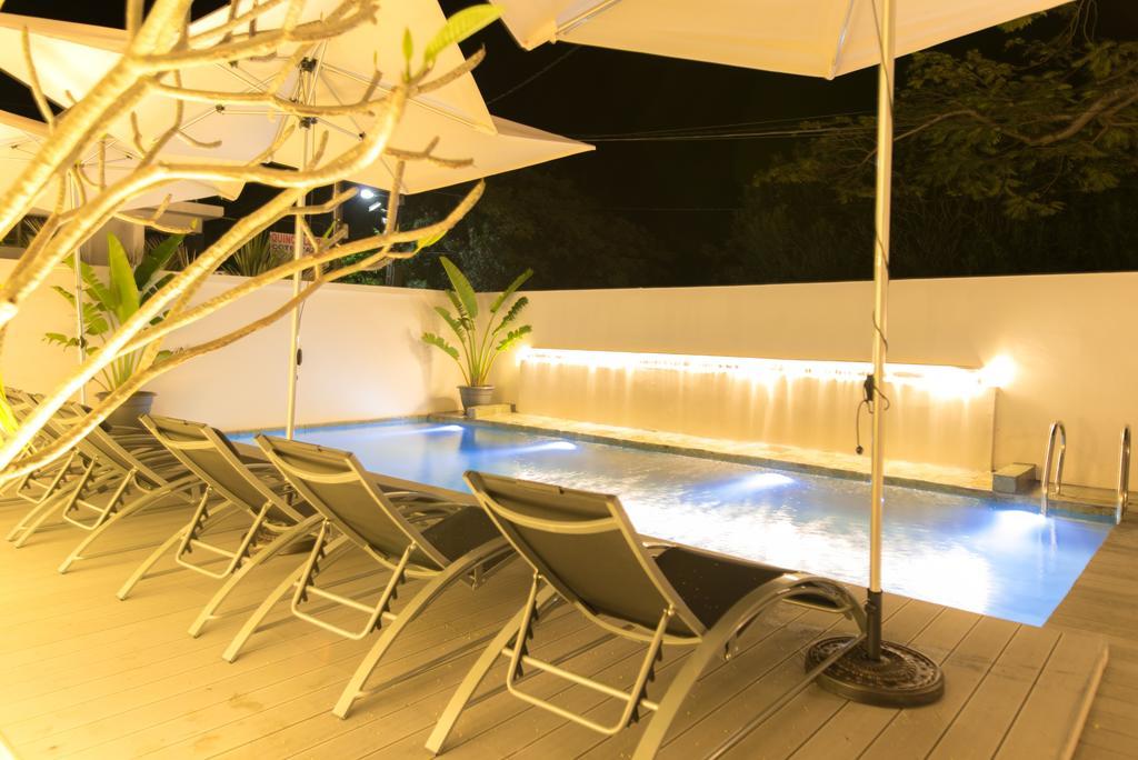 Beachcove Pereybere Beach Exterior foto